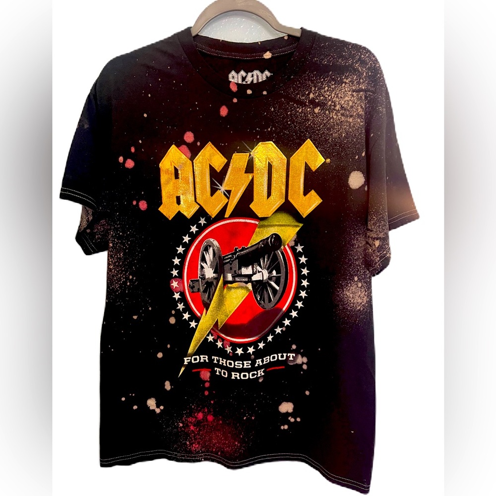 AC DC graphic shirt, with metallic print, size LARGE